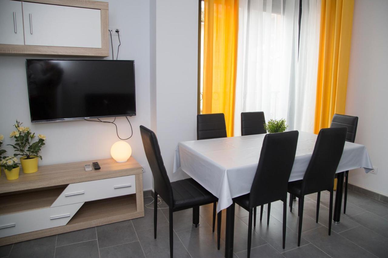 Apartamentos La Plazuela บาโญส เด มอนเตมายอร์ ภายนอก รูปภาพ