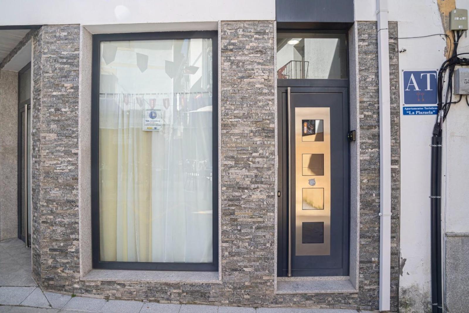 Apartamentos La Plazuela บาโญส เด มอนเตมายอร์ ภายนอก รูปภาพ