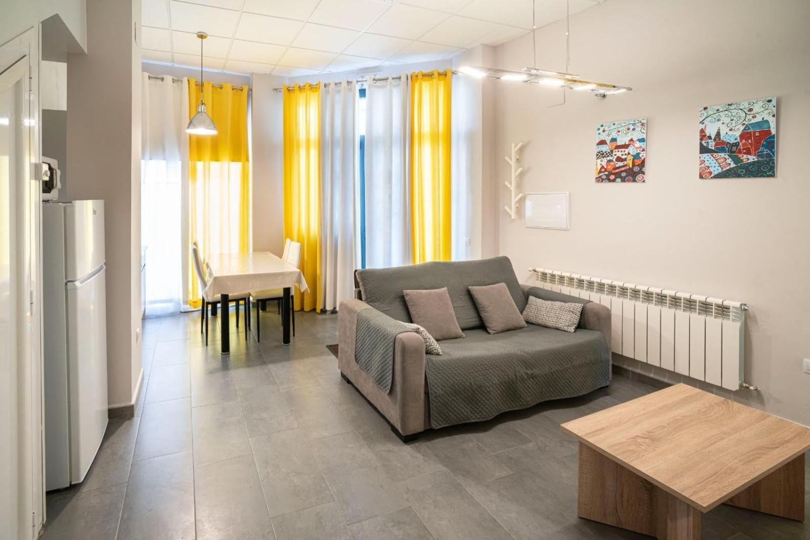 Apartamentos La Plazuela บาโญส เด มอนเตมายอร์ ภายนอก รูปภาพ