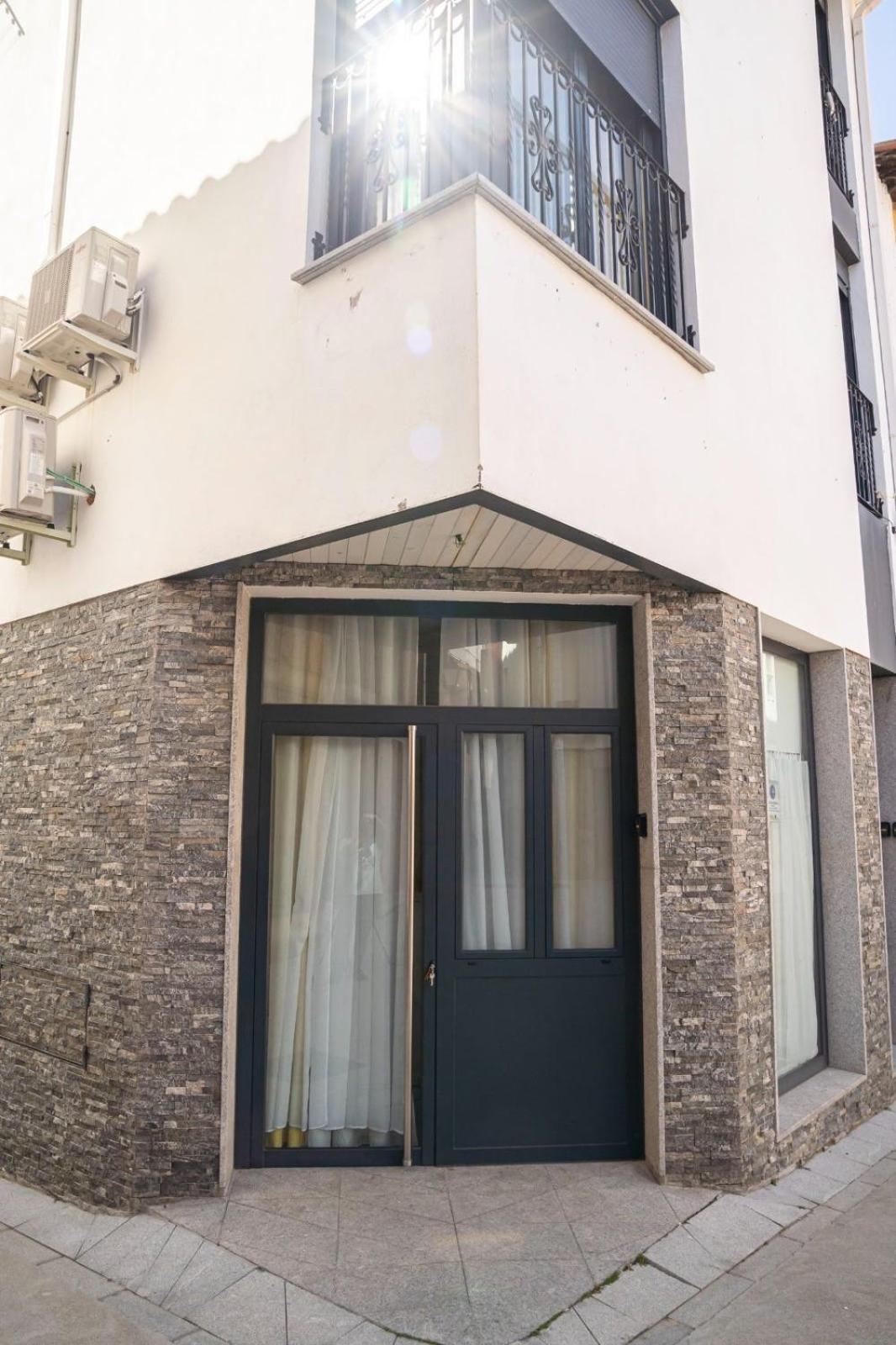 Apartamentos La Plazuela บาโญส เด มอนเตมายอร์ ภายนอก รูปภาพ